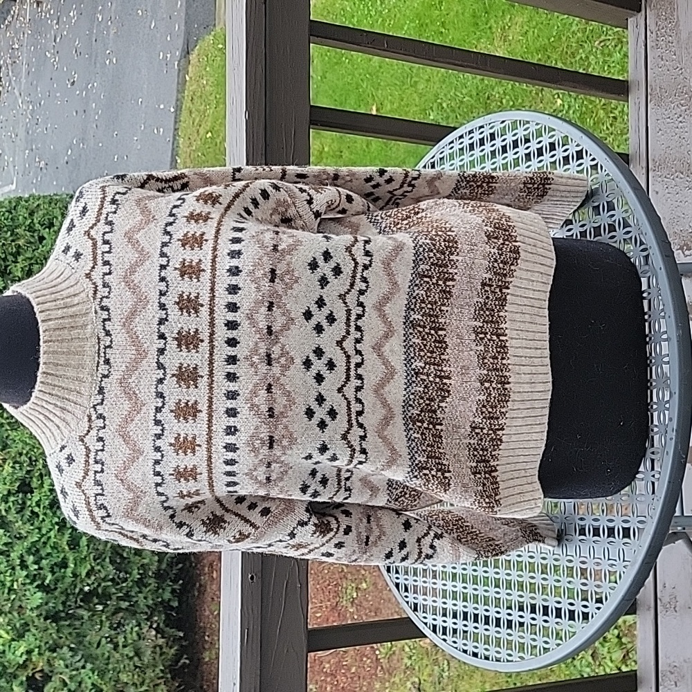 The Post sweater